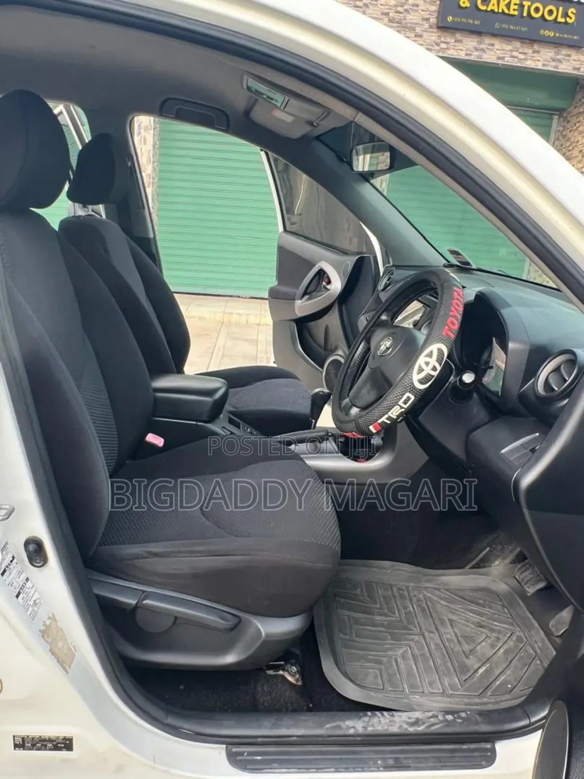 Toyota RAV4 2007 White