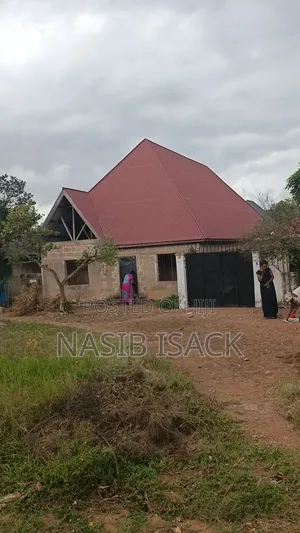 10bdrm House in Mecco for sale