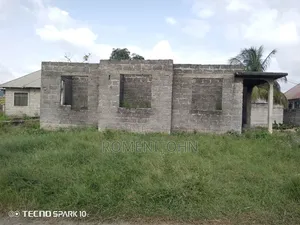 4bdrm House in Tanzania Daresalaam, Ilala for sale