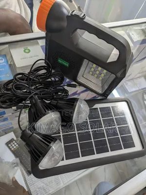 Mtambo Wa Solar Wa Taa 3 Simu Na Kusikiliza Fm Radio