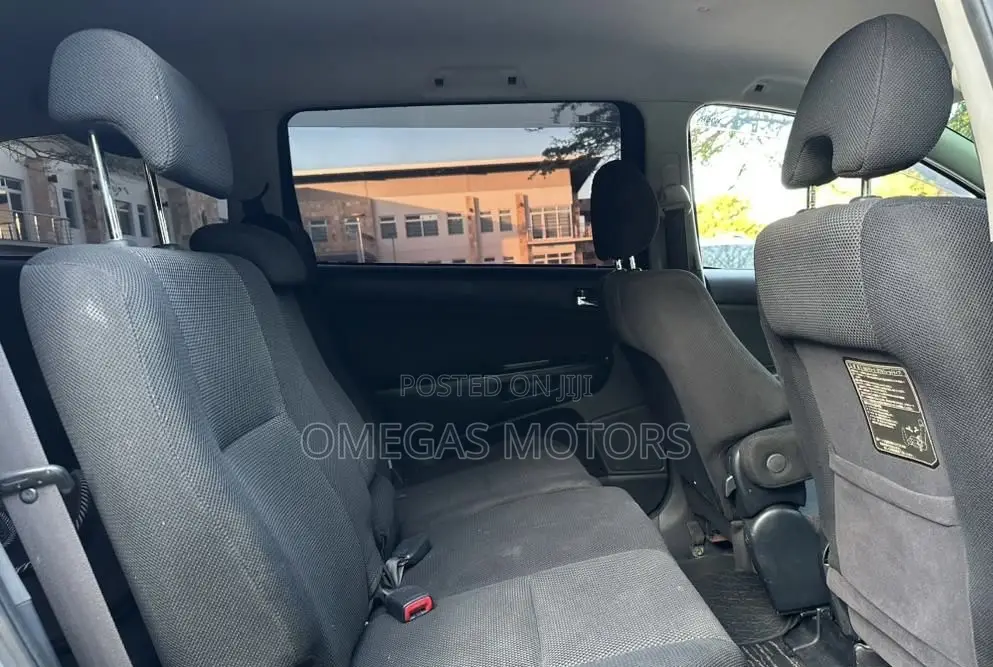 Toyota Wish 2005 Gray