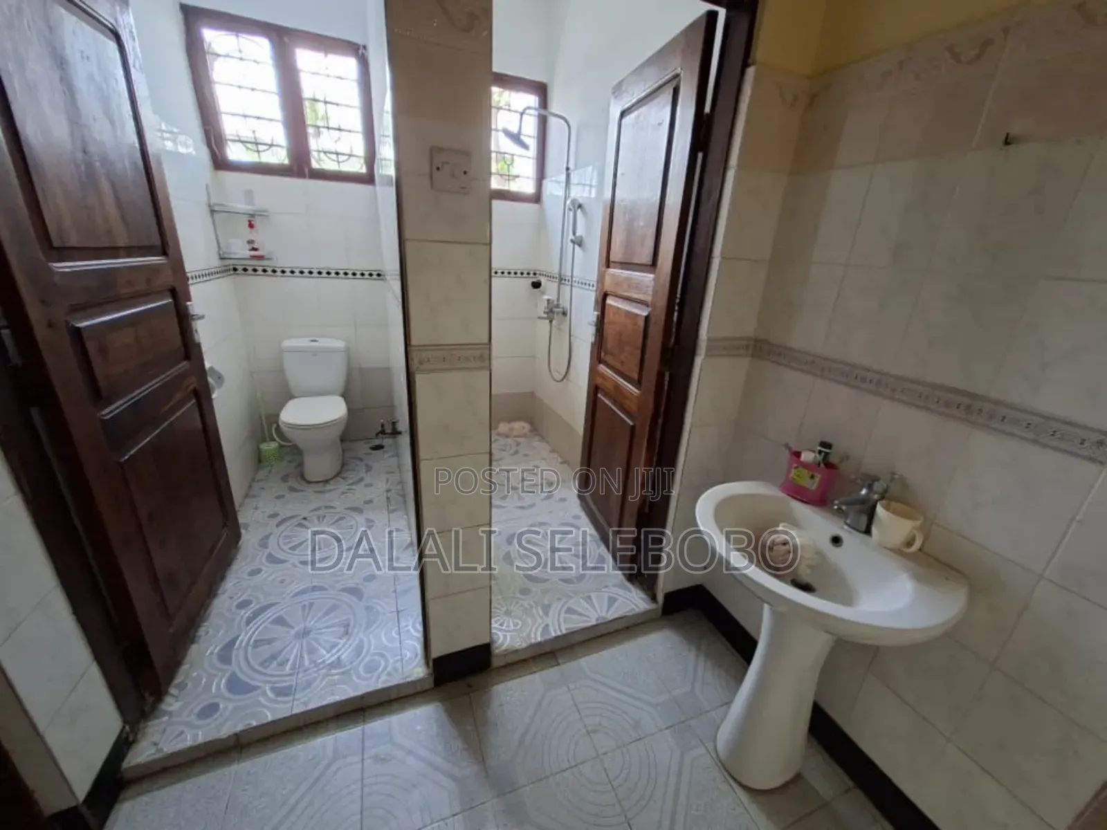 3bdrm Bungalow in Kimara Temboni for rent