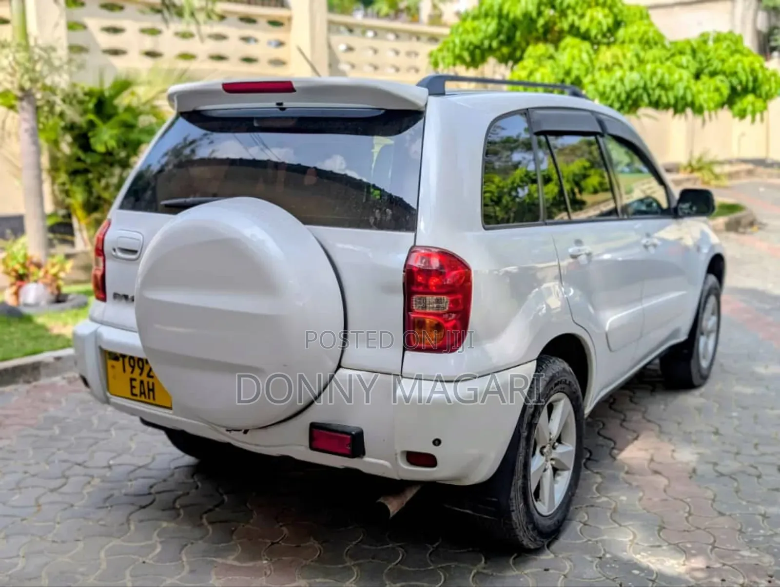 Toyota RAV4 2007 White