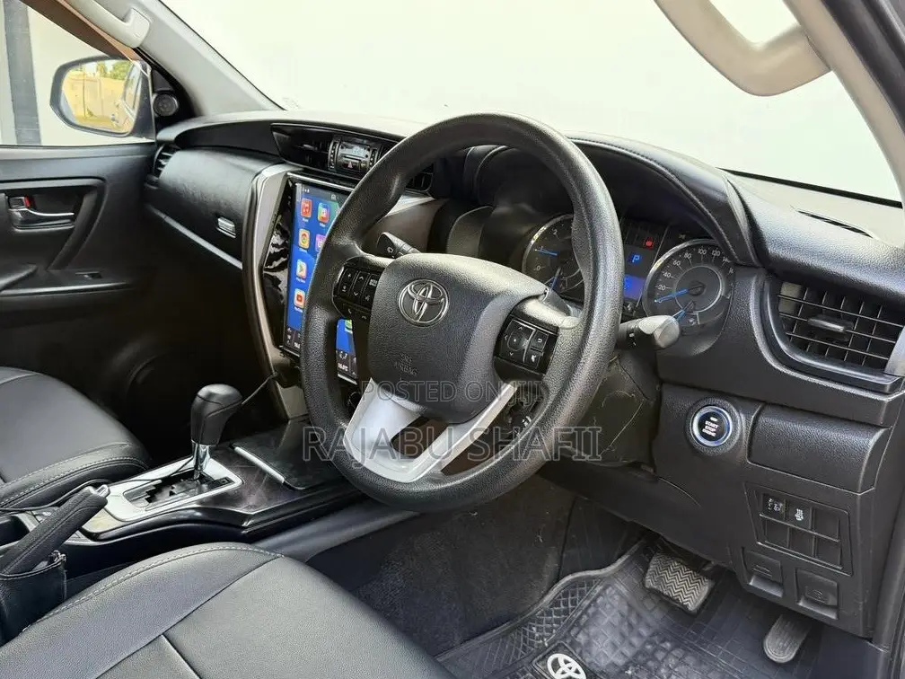Toyota Fortuner 2.8 D AWD 2018 Gray