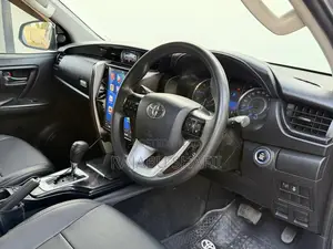 Toyota Fortuner 2.8 D AWD 2018 Gray