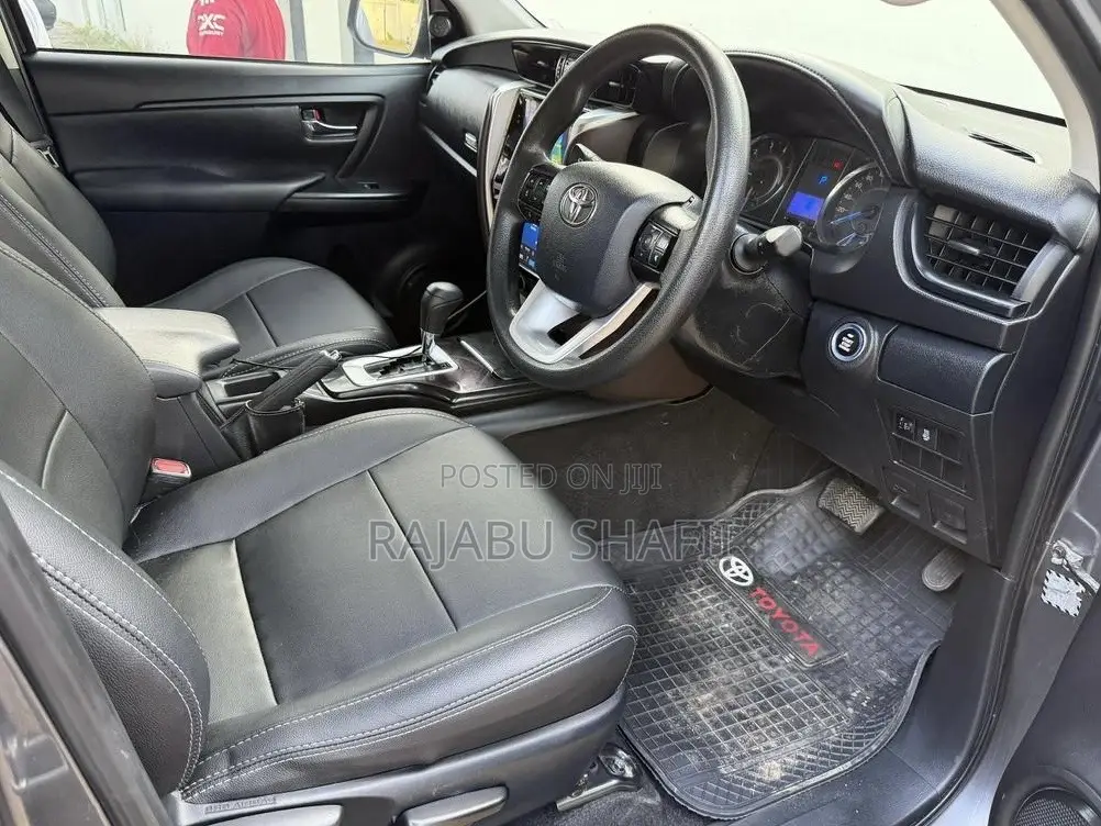 Toyota Fortuner 2.8 D AWD 2018 Gray