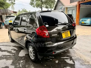 Mazda Verisa 2006 Black