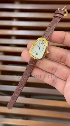 Bvlgari Watches
Mkanda Wa Ngozi
Mikanda Yote Imara
Water Resistance