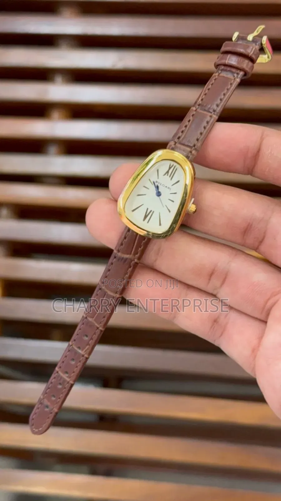 Bvlgari Watches
Mkanda Wa Ngozi
Mikanda Yote Imara
Water Resistance