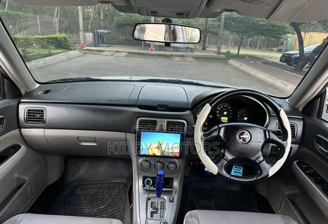Subaru Forester 2005 White