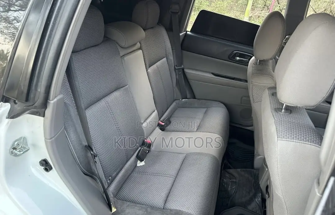 Subaru Forester 2005 White