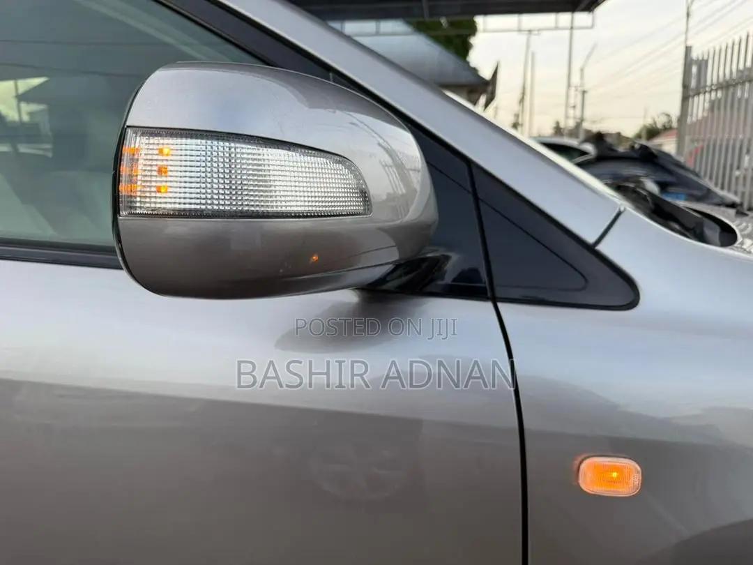 Toyota Harrier 2.4 2007 Gray