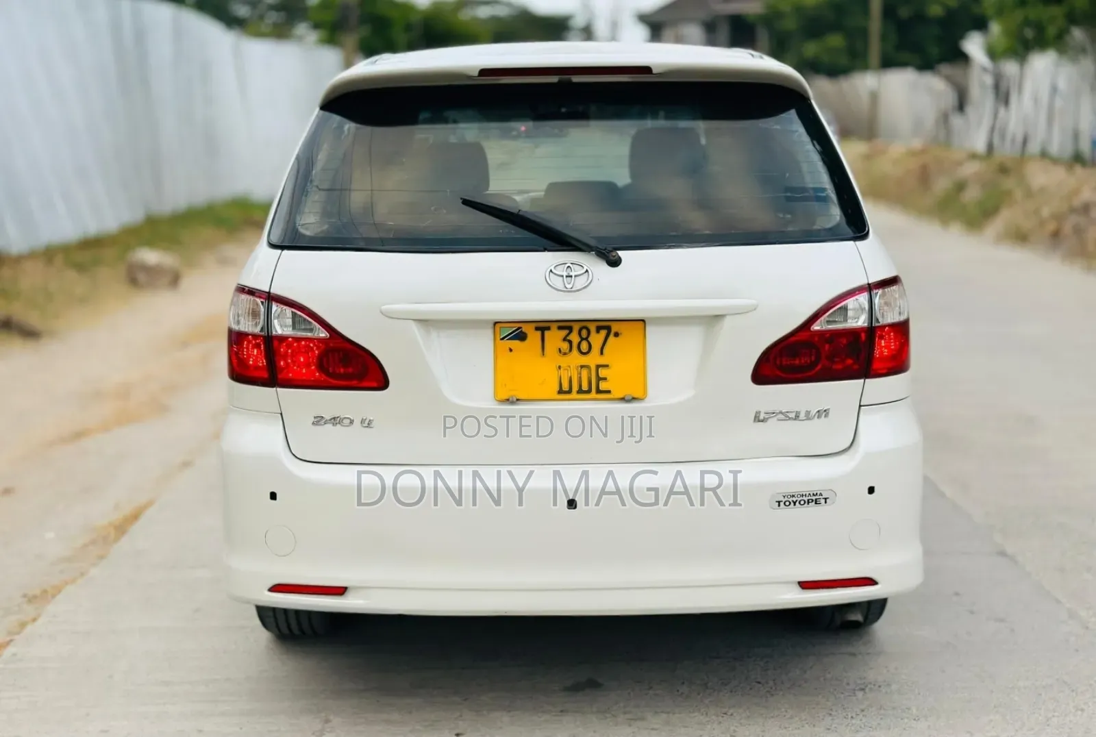 Toyota Ipsum 2005 White