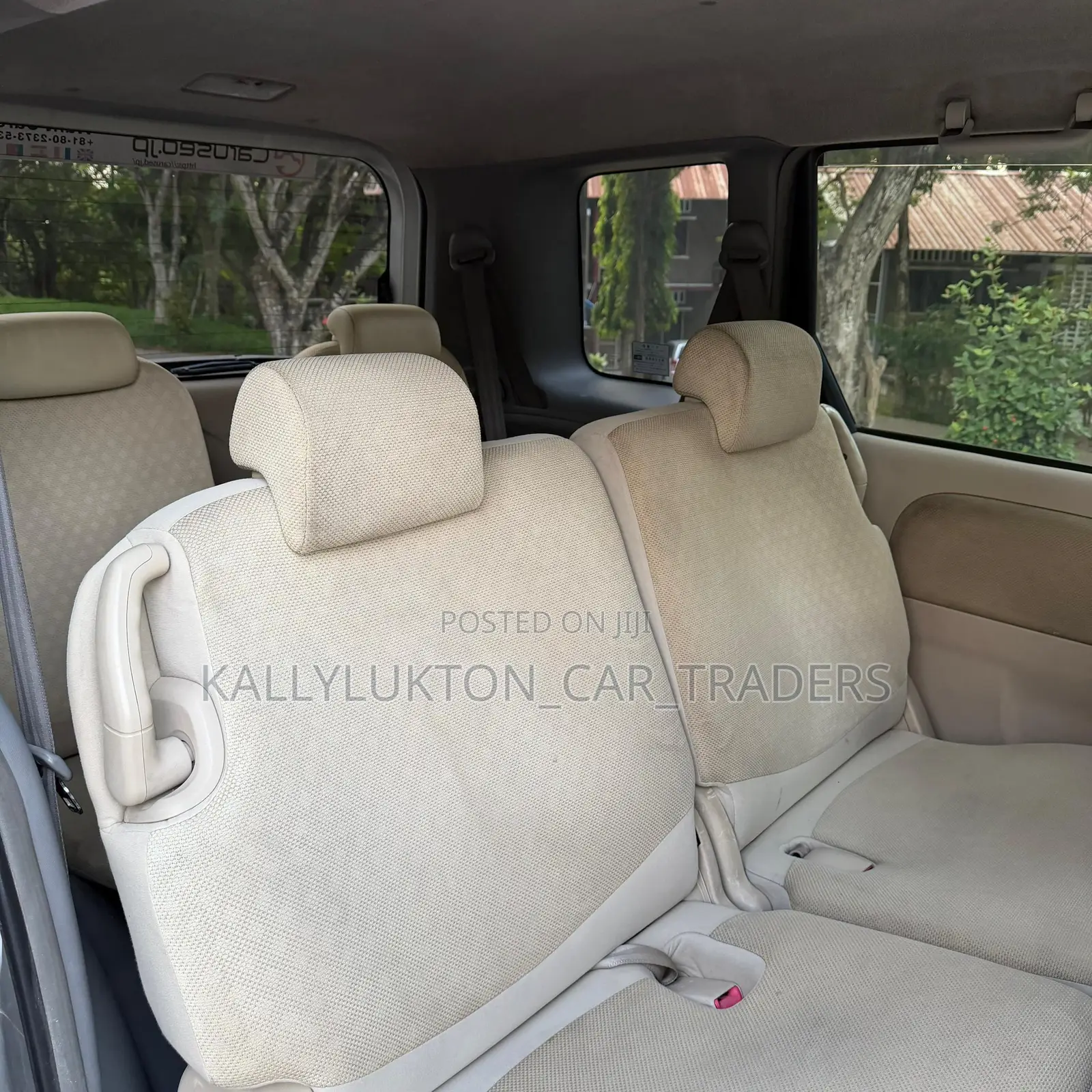 Toyota Sienta 2005 Silver