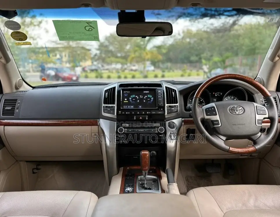 Toyota Land Cruiser 2015 Black