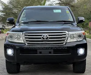 Toyota Land Cruiser 2015 Black