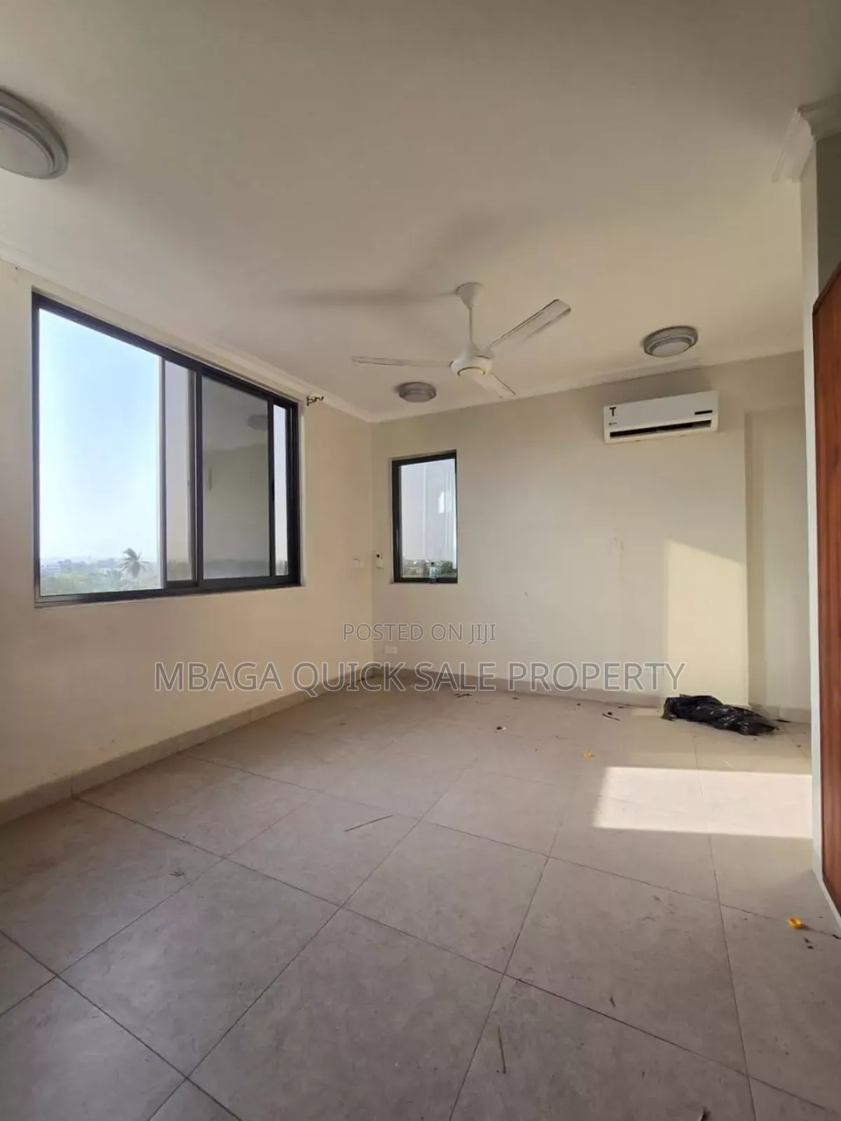 4bdrm Apartment in Mikochen, Mikocheni for rent