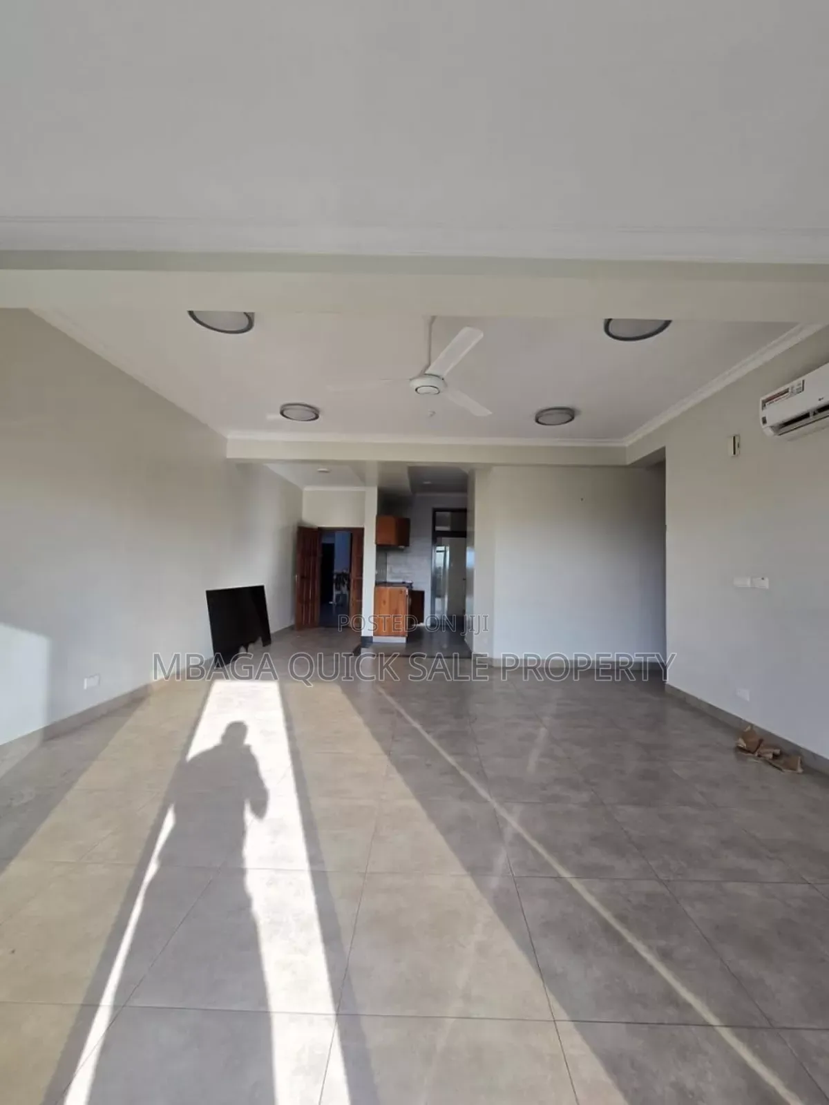 4bdrm Apartment in Mikochen, Mikocheni for rent