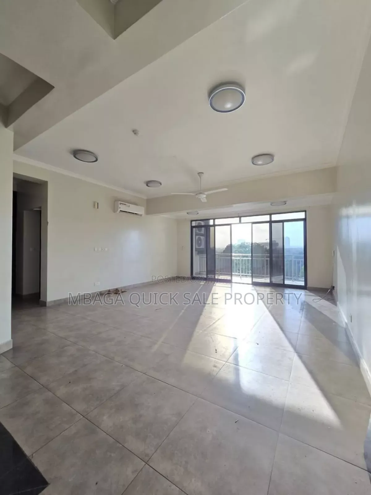 4bdrm Apartment in Mikochen, Mikocheni for rent
