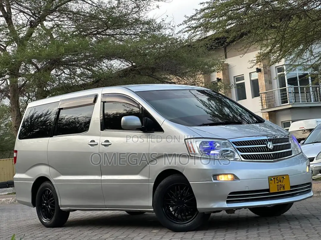 Toyota Alphard 2.4 Petrol FWD 2004 Silver
