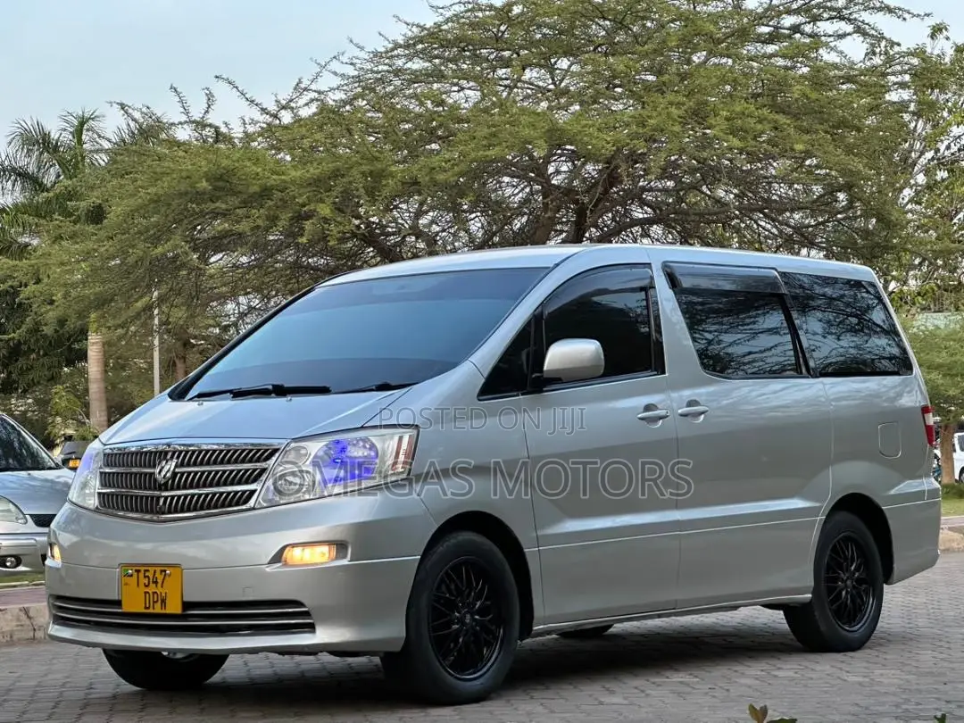 Toyota Alphard 2.4 Petrol FWD 2004 Silver