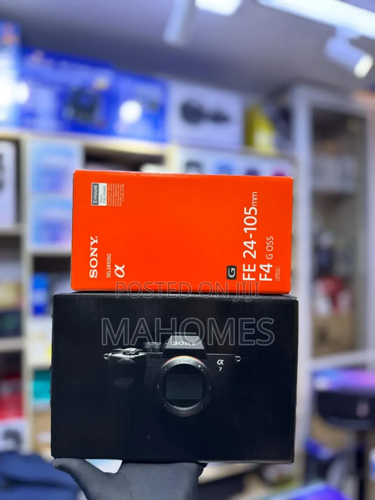 Sony Alpha Q7 Iv Camera With Lens Fe 24-105mm