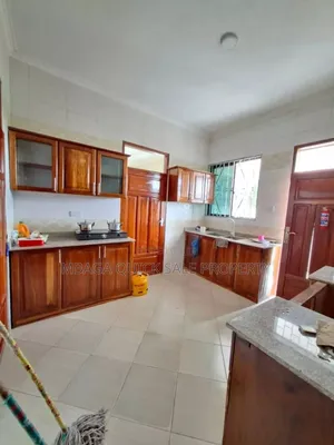 3bdrm House in Goba for rent