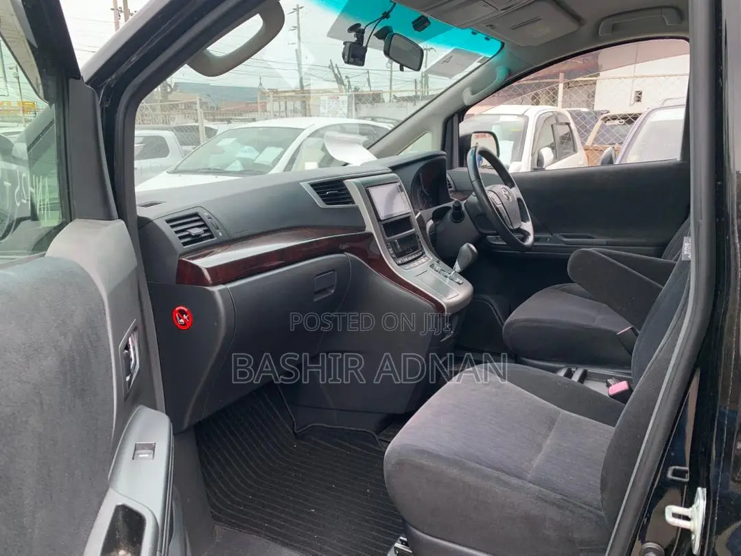 Toyota Alphard 2.4 Petrol FWD 2012 Matt Black