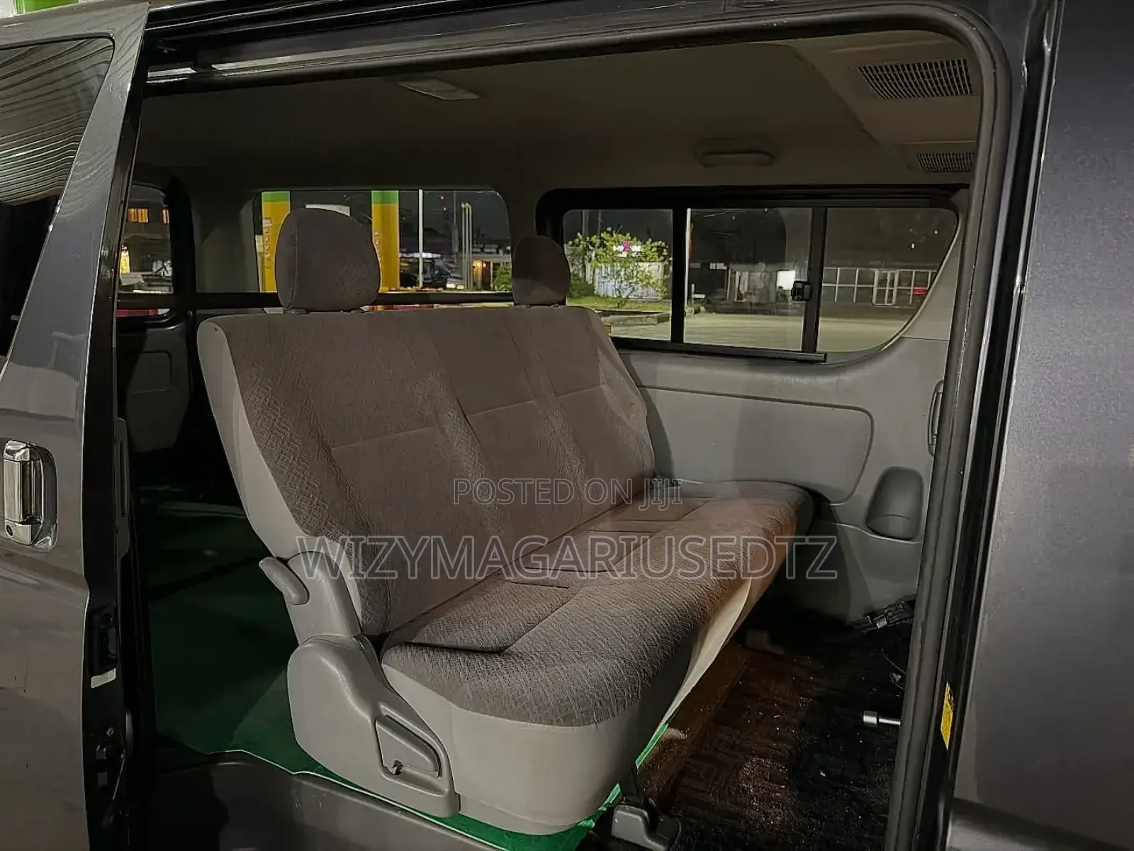 Toyota HiAce 2008 Grey