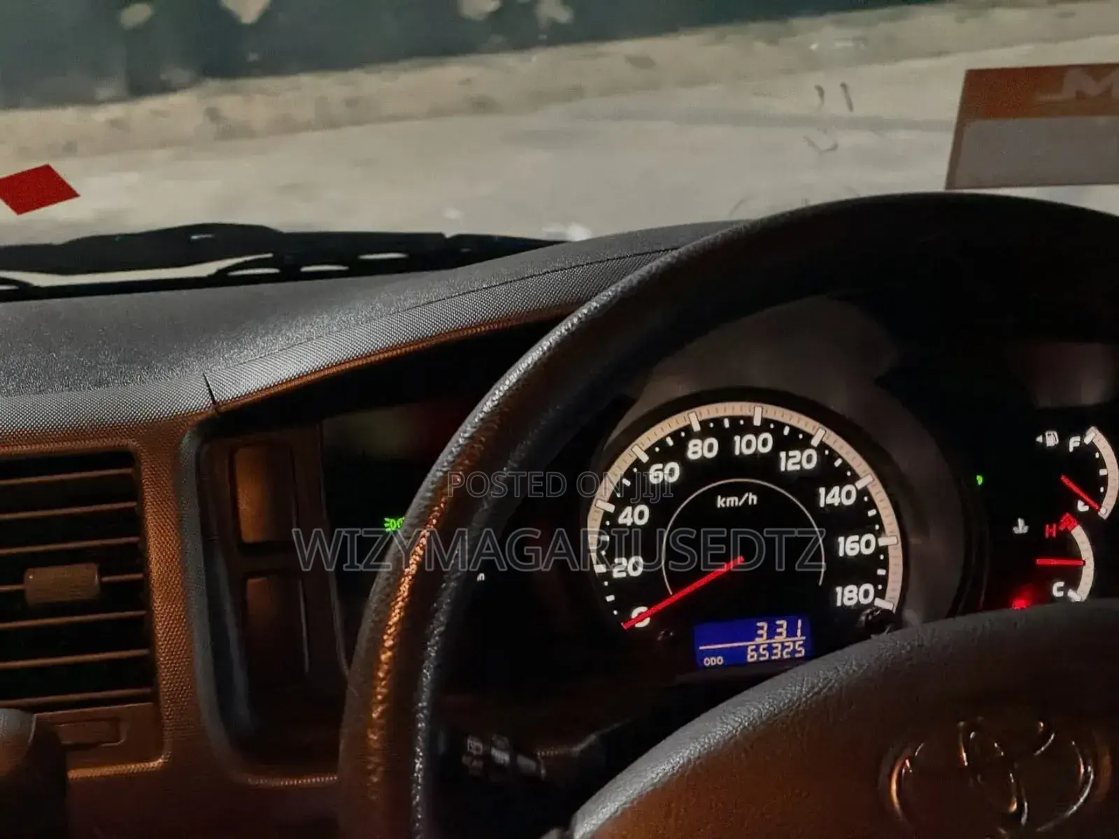 Toyota HiAce 2008 Grey