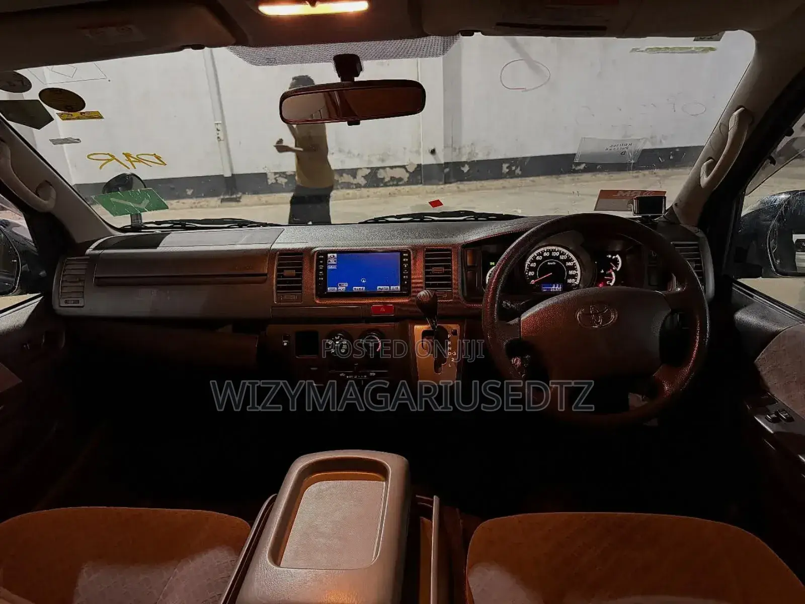 Toyota HiAce 2008 Grey