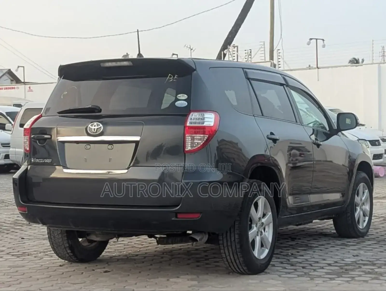 Toyota Vanguard 2008 Gray
