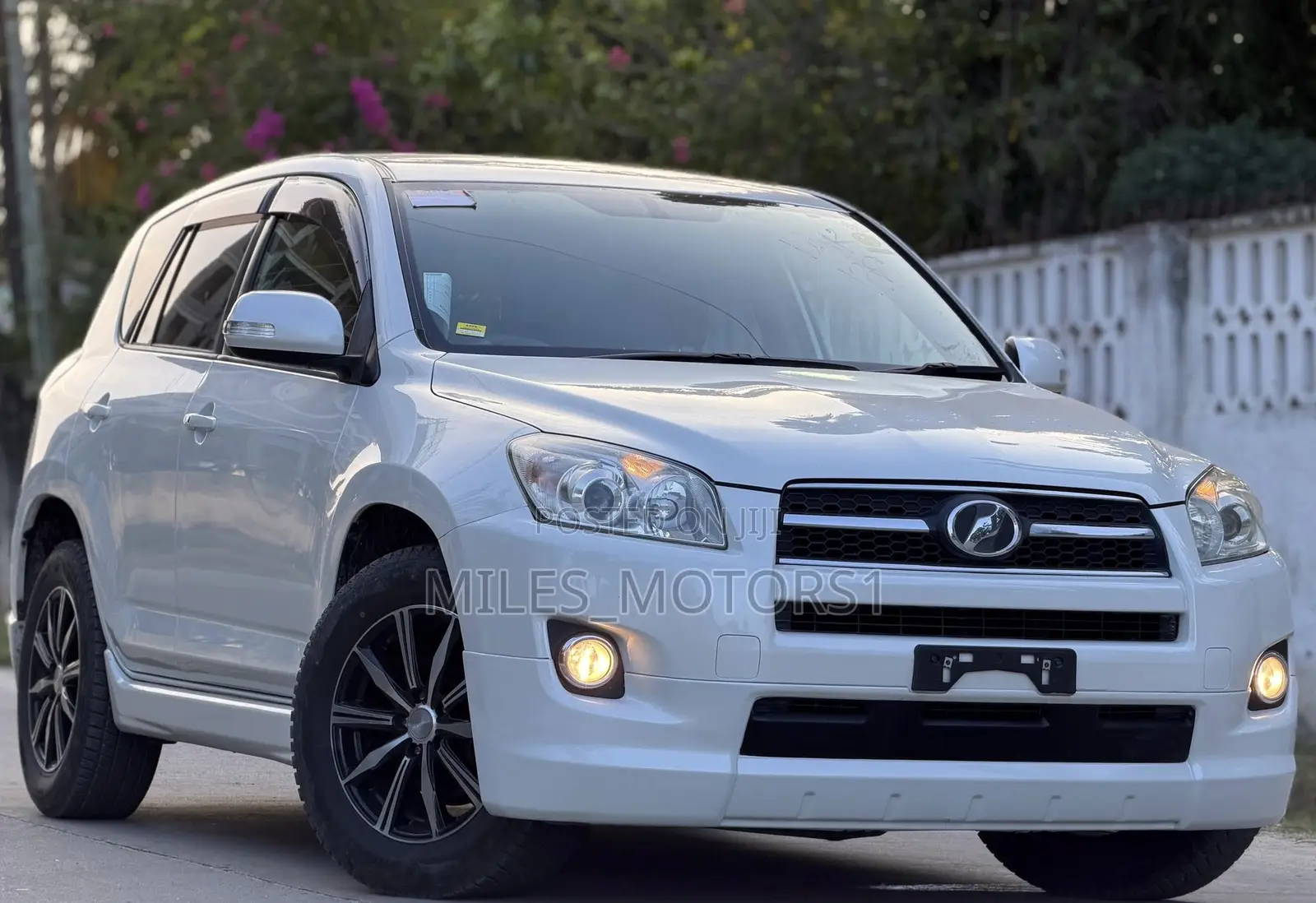 Toyota RAV4 2008 White