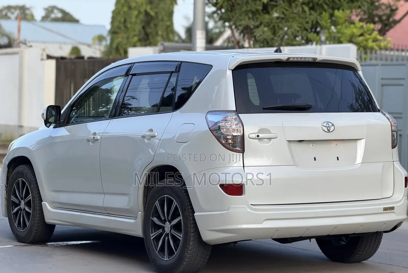 Toyota RAV4 2008 White