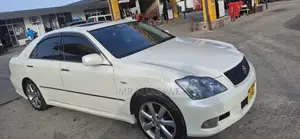 Toyota Crown 2008 White