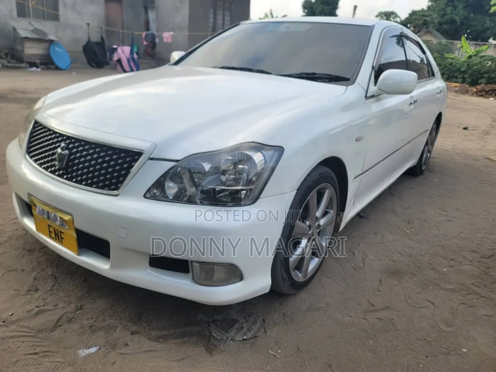 Toyota Crown 2006 White