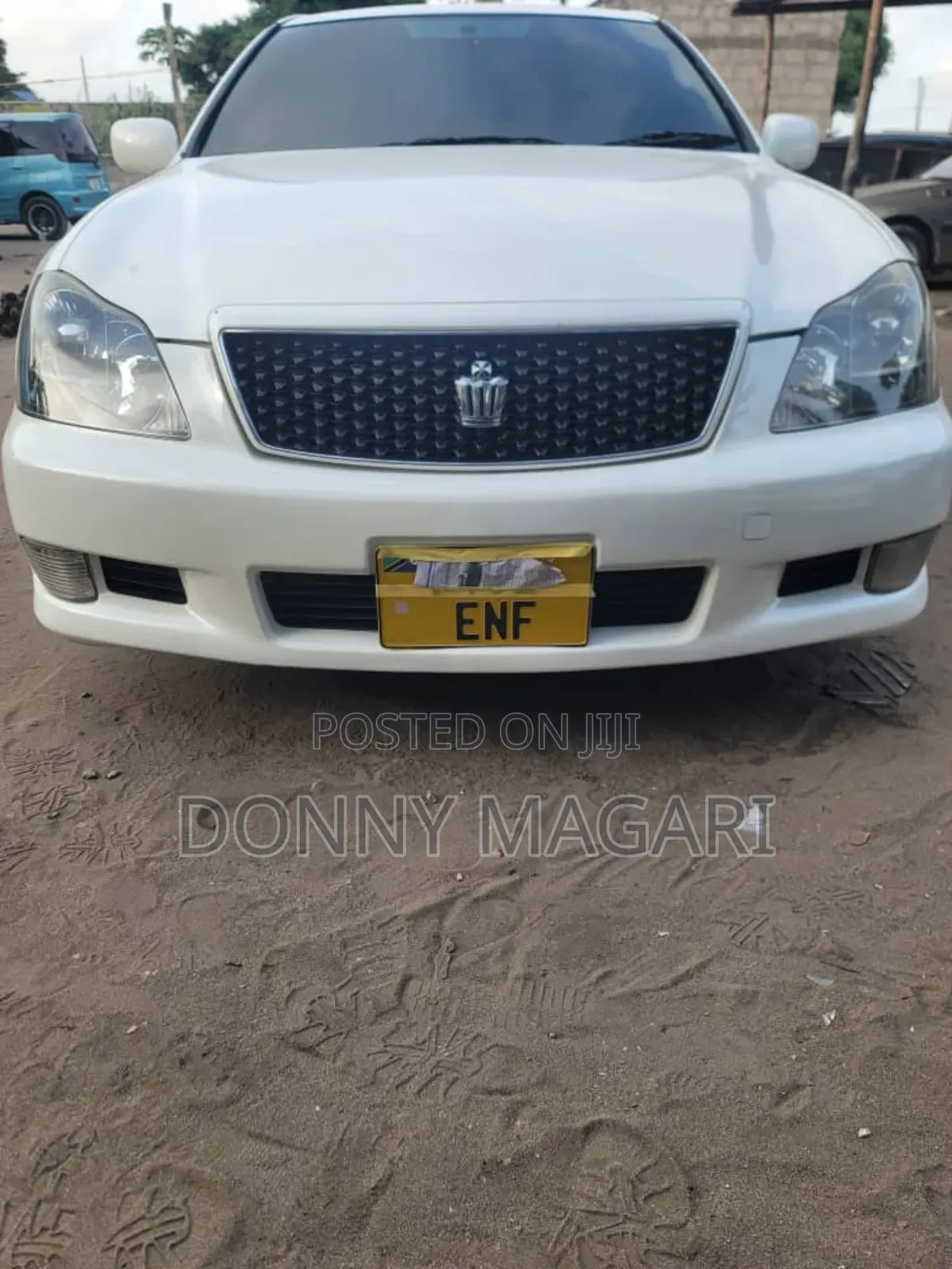 Toyota Crown 2006 White