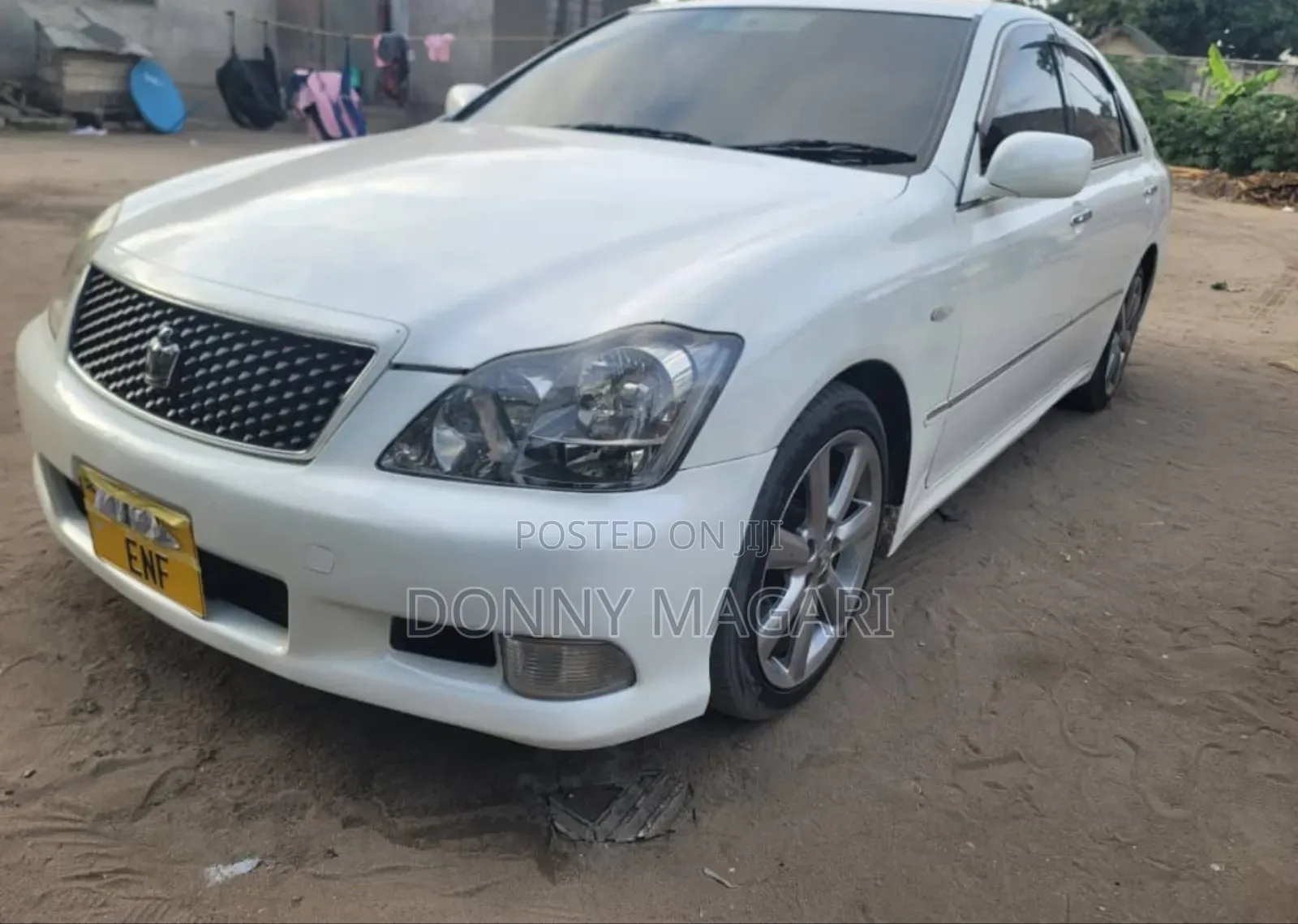 Toyota Crown 2006 White