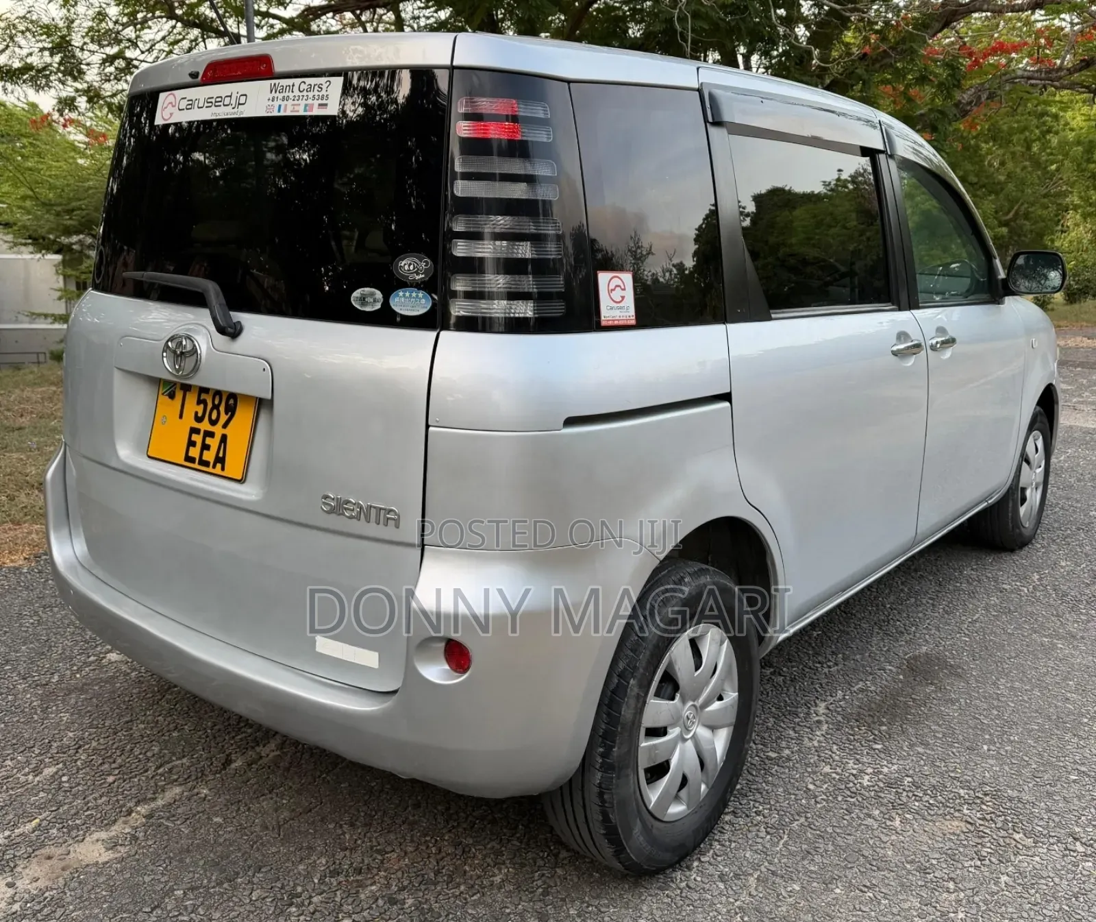 Toyota Sienta 2006 Silver