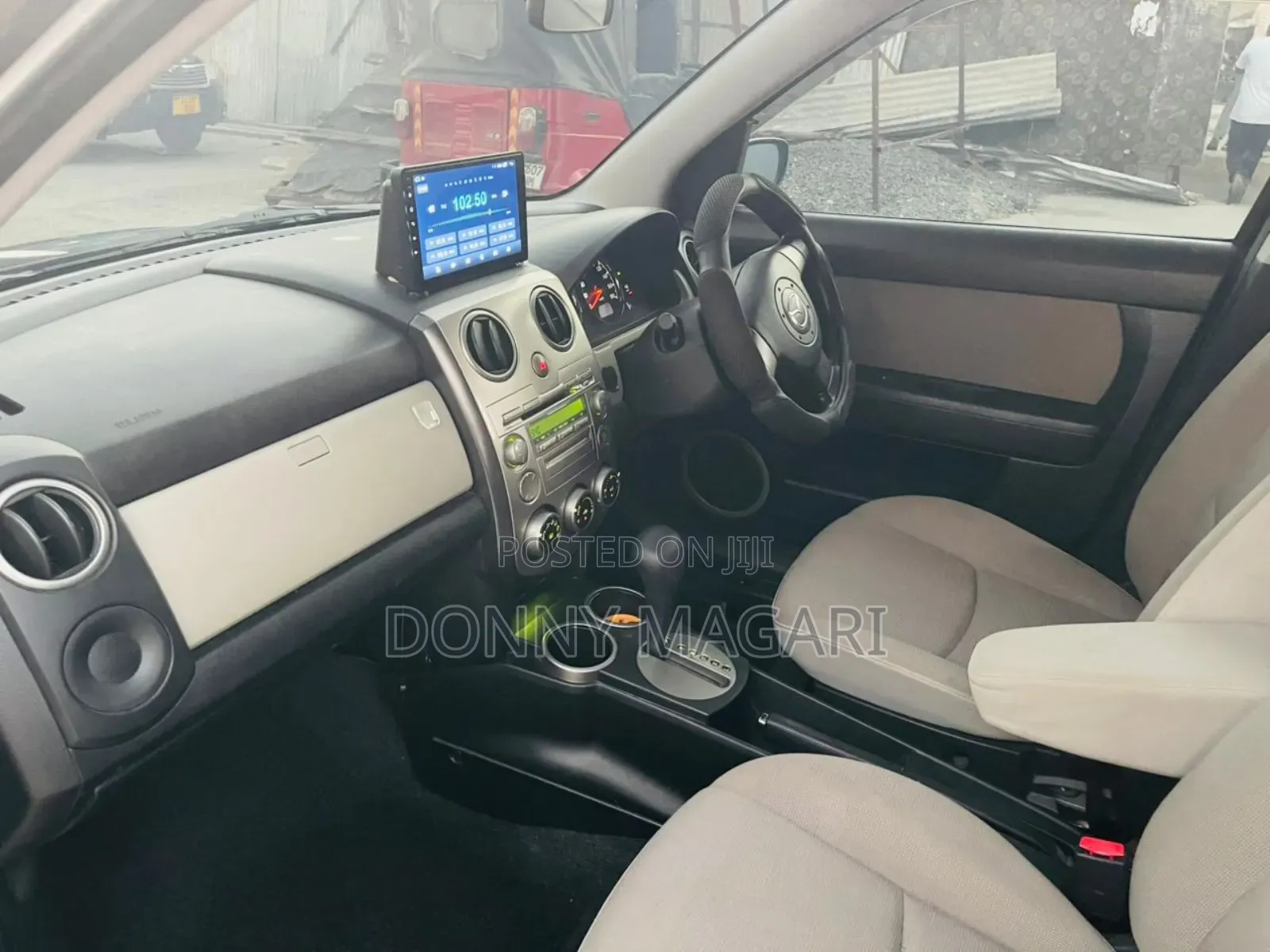 Mazda Verisa 2010 Black