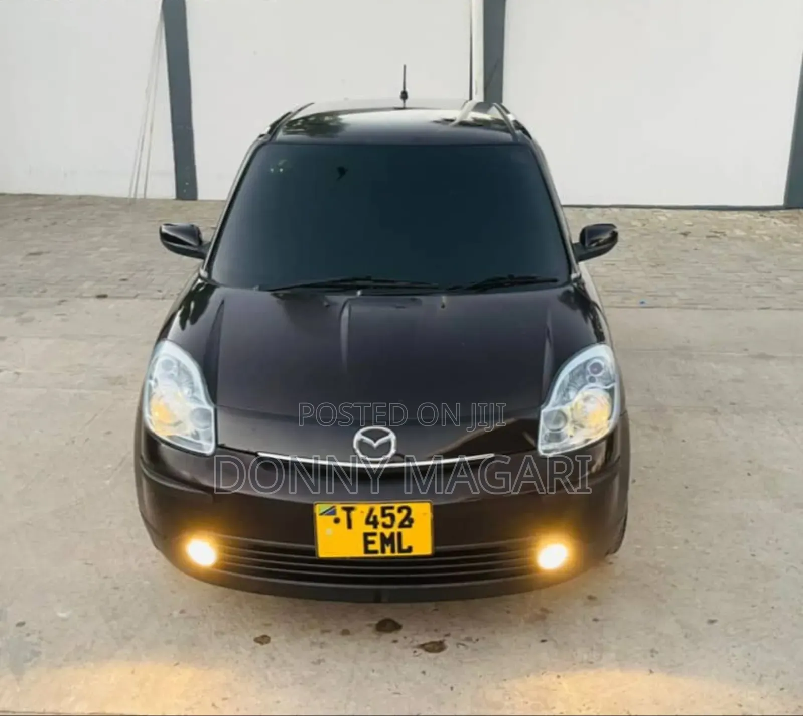 Mazda Verisa 2010 Black