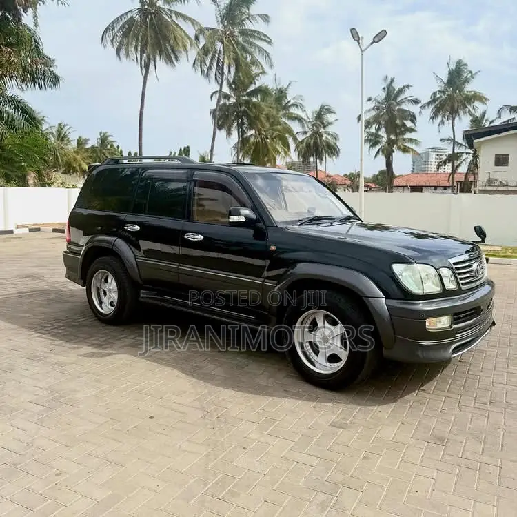 Toyota Land Cruiser 100 4.7 Executive 2007 Gray