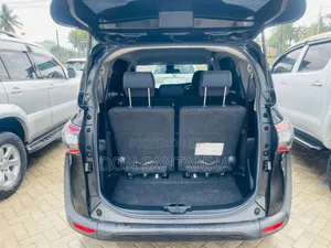 Toyota Sienta 2015 Black