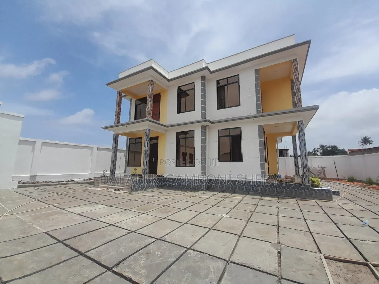 6bdrm House in Kigamboni Kisota for sale