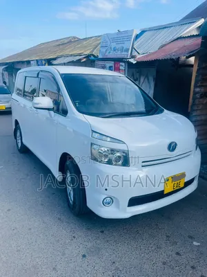 Toyota Noah 2008 White