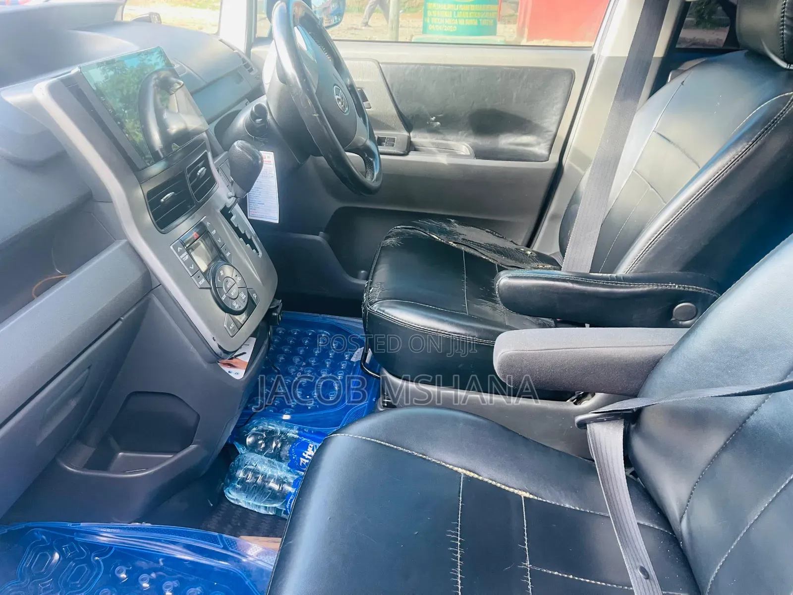 Toyota Noah 2008 White