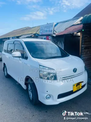 Toyota Noah 2008 White