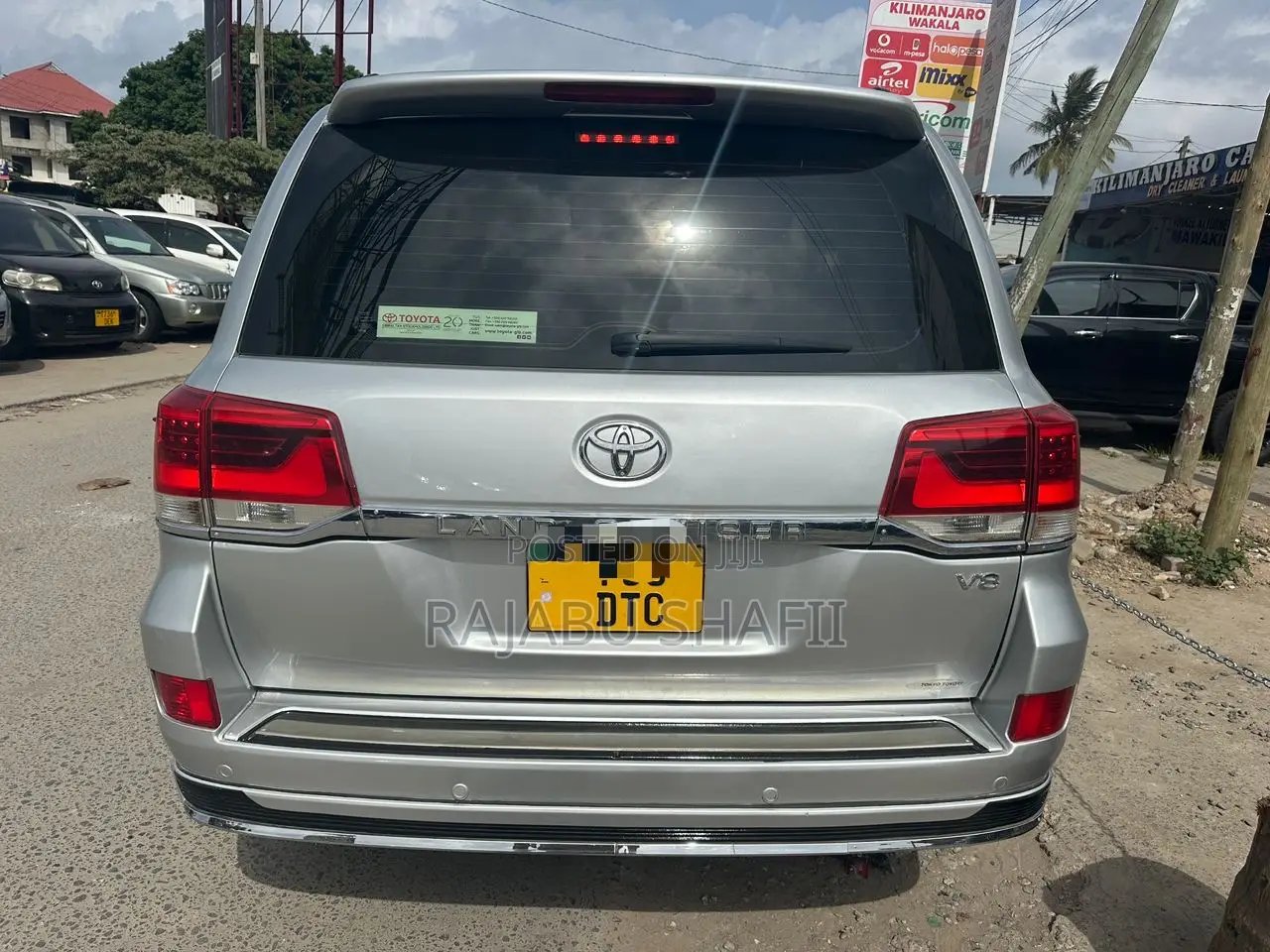Toyota Land Cruiser 4.6 V8 ZX 2018 Silver