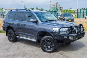 Toyota Land Cruiser 2020 Gray