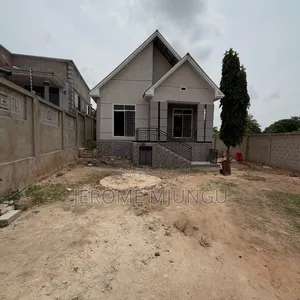 4bdrm House in Goba for rent